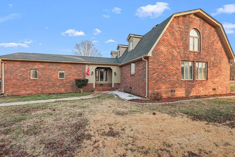 5295 Old Calhoun Falls Rd, Abbeville, SC 29620 - #2