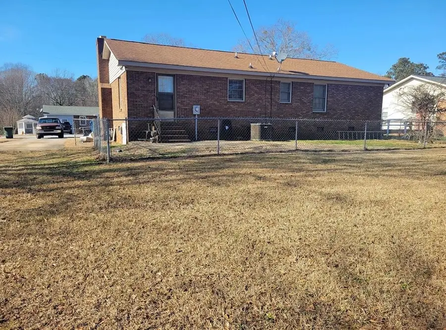 103 Colson St, Greenwood, SC 29649 - #2