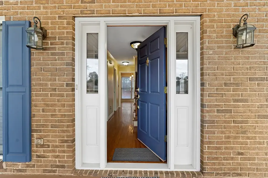 123 Heathwood, Greenwood, SC 29649 - Image #2