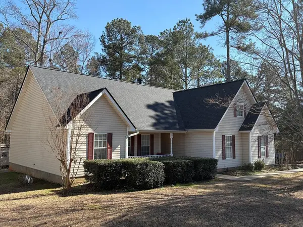 204 Woodbury Dr, Greenwood, SC 29646