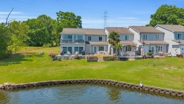 112 Lake Ridge Drive, Ninety Six, SC 29666