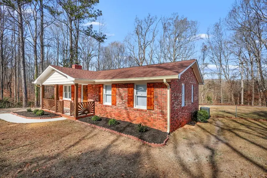 219 Beechwood Cr, Greenwood, SC 29646 - #2