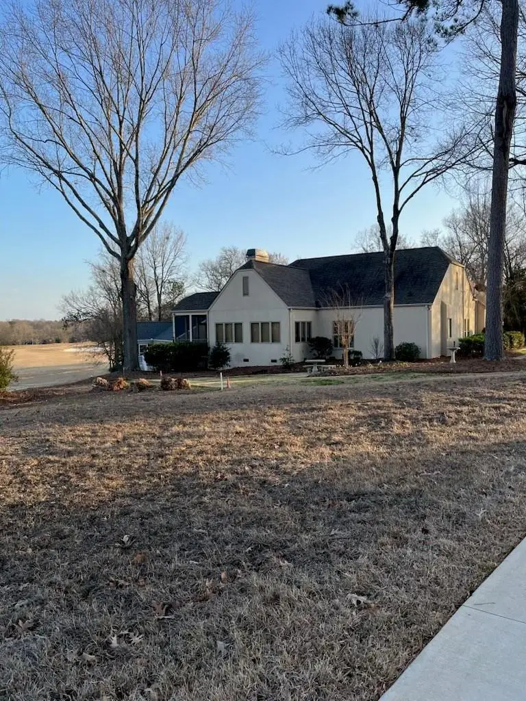 124 Village Rd., Greenwood, SC 29649 - #3