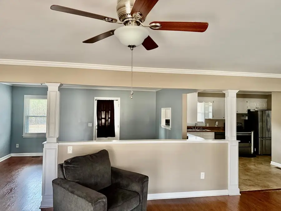 211 Augusta Cir, Greenwood, SC 29646 - #2