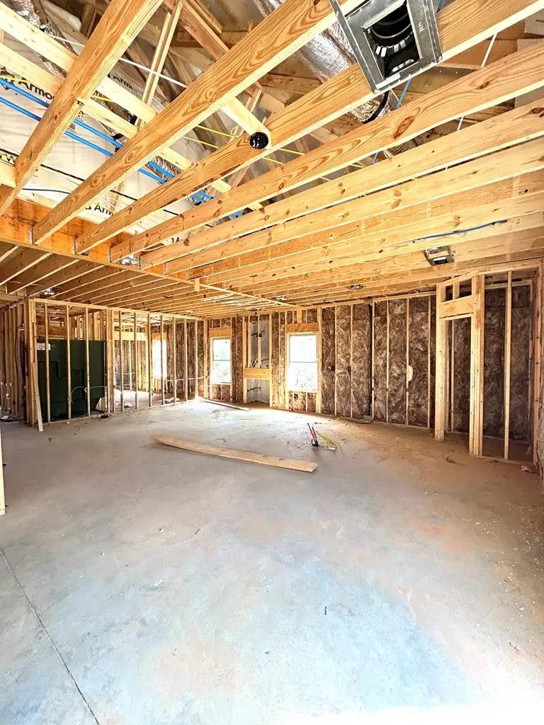 401 Calvert St, Abbeville, SC 29620 - #2