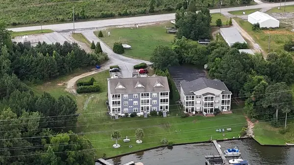 201 Bomber Ct, Ninety Six, SC 29666