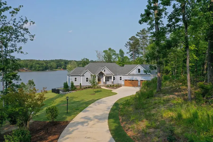 990 Eagles Harbor Dr, Hodges, SC 29653 - #3