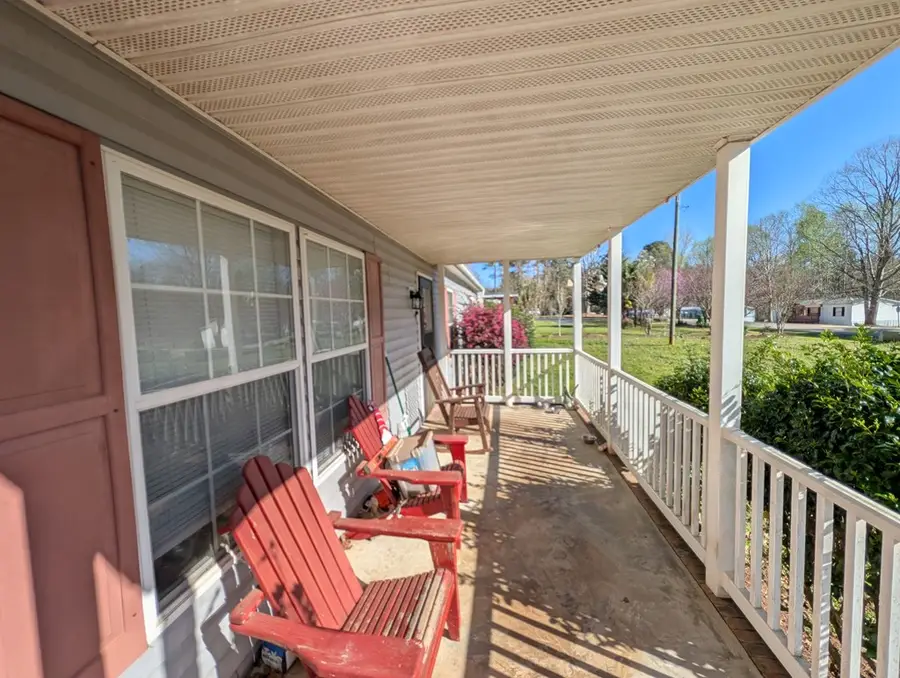 202 Belle Oaks Dr., Greenwood, SC 29646 - #2