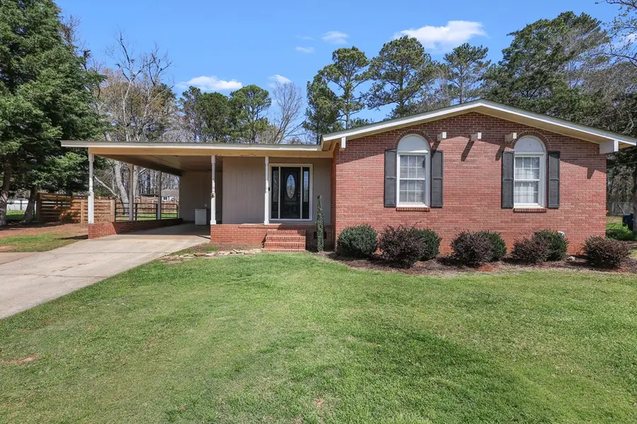 120 Effie Dr, Greenwood, SC 29649 - #2