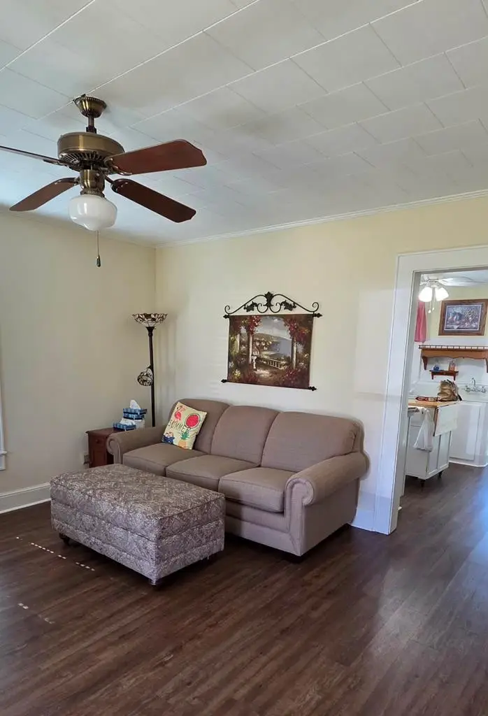 1903 Piedmont St, Newberry, SC 29108 - #2