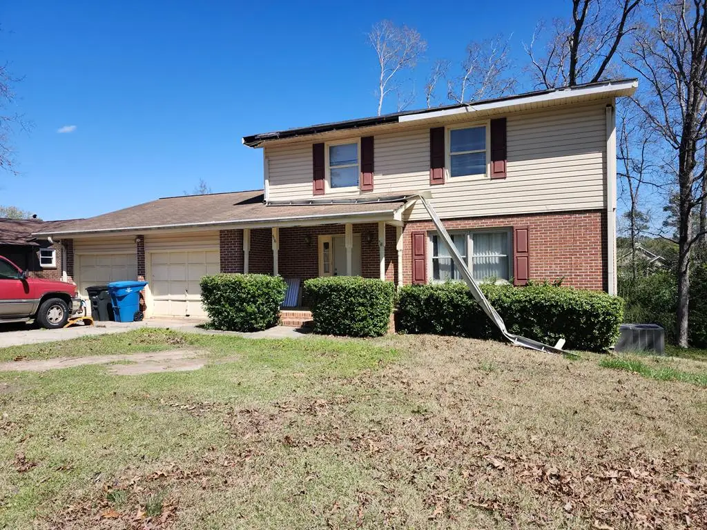 516 Colonial Dr, Greenwood, SC 29652 - #1