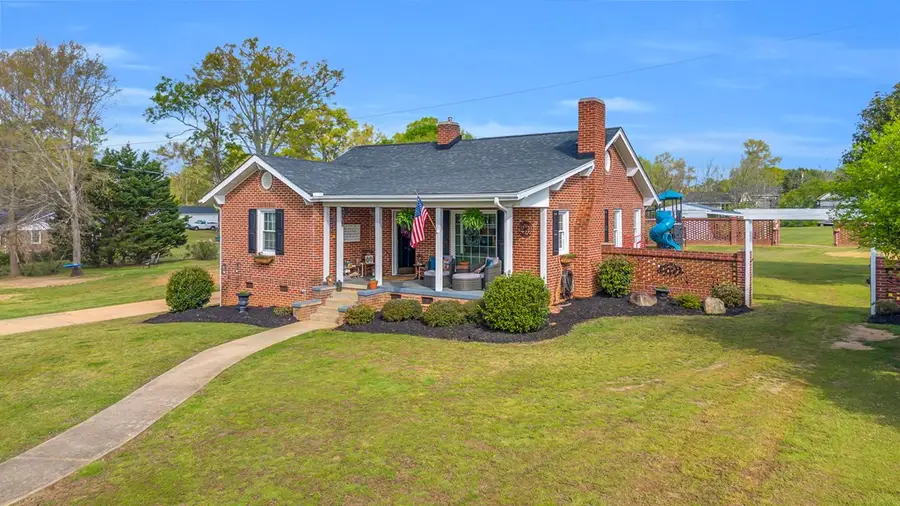 110 Pinehaven Dr, Ninety Six, SC 29666 - #3