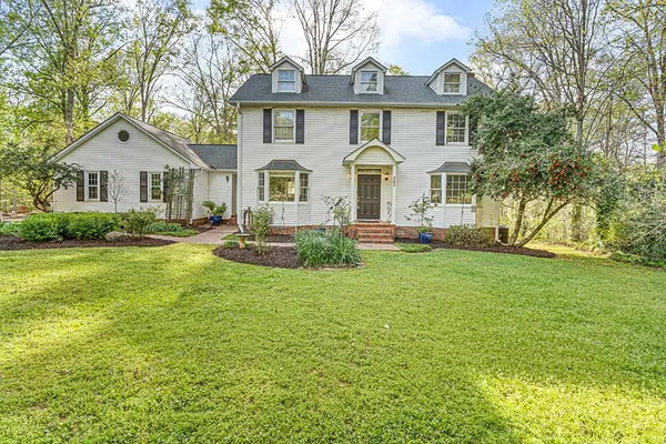 360 Plantation Dr, Greenwood, SC 29649