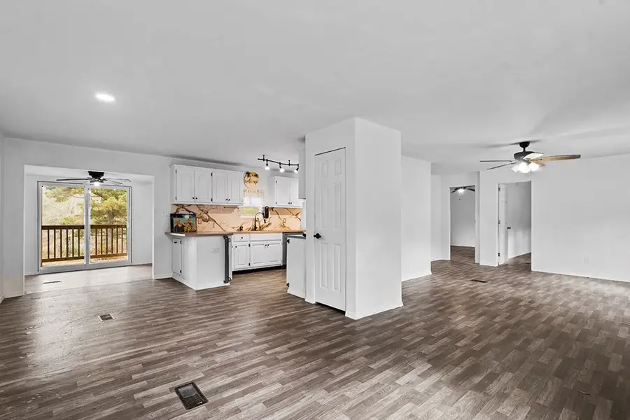 1523 Scotch Cross Road, Greenwood, SC 29649 - #2