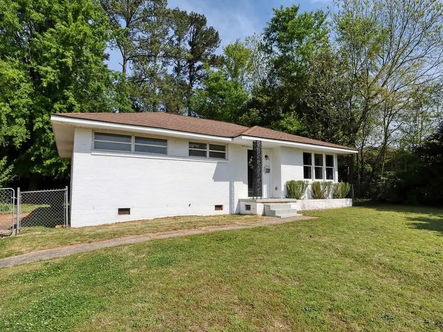 109 George St, Abbeville, SC 29620 - #3