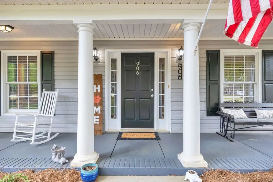 906 Saddle Hill Rd, Greenwood, SC 29646 - #2