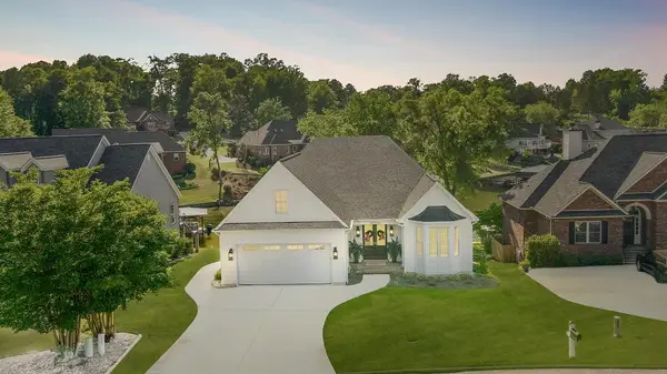106 Reedy Cove Place, Greenwood, SC 29649