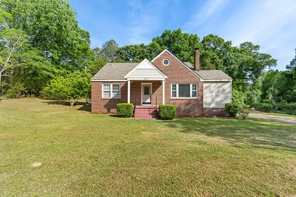 803 Augusta St, McCormick, SC 29835