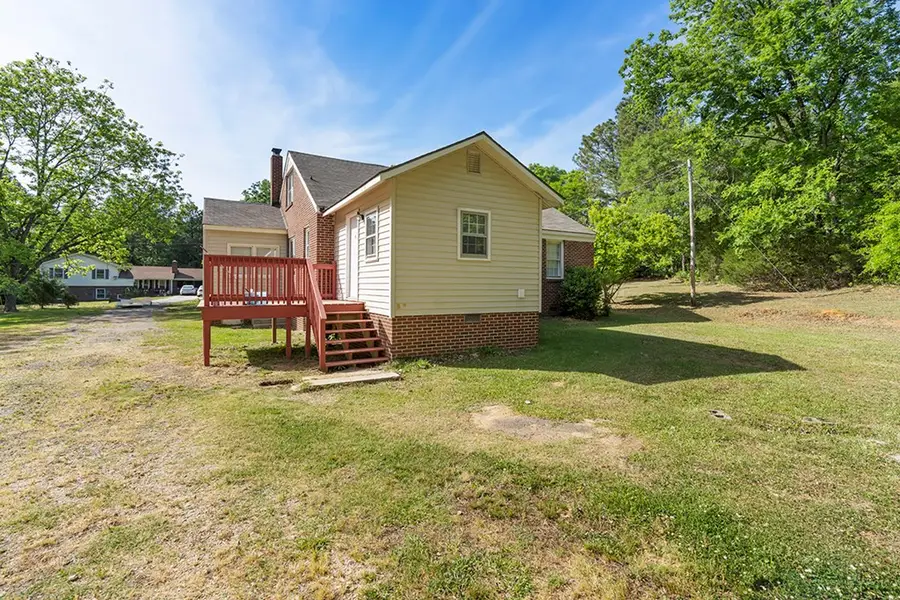 803 Augusta St, McCormick, SC 29835 - #3