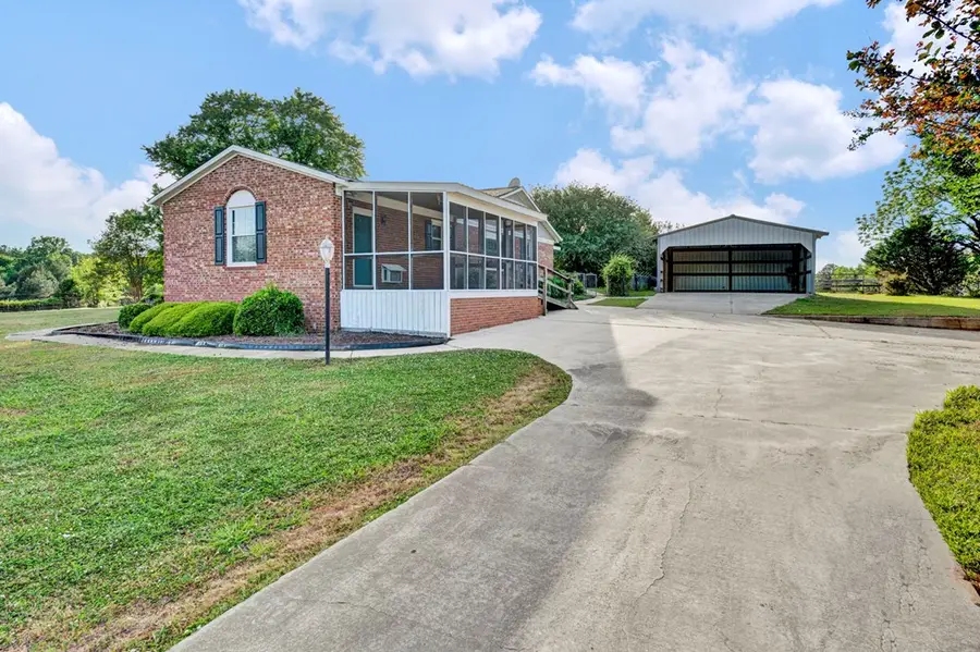 1101 Watts Bridge Rd, Ninety Six, SC 29666 - #3