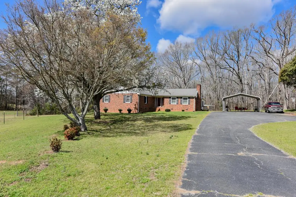 202 Wilton Road, Abbeville, SC 29620 - #1
