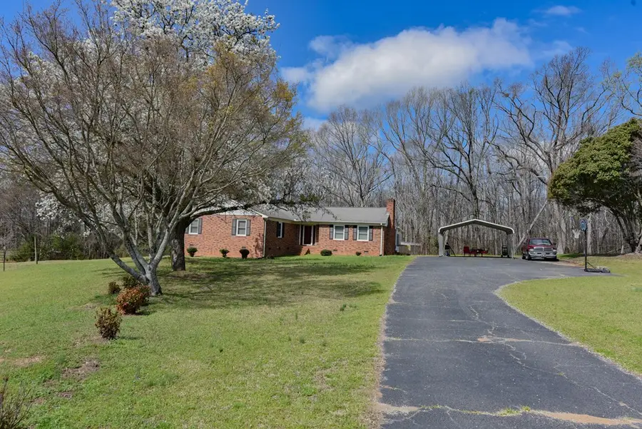 202 Wilton Road, Abbeville, SC 29620 - #3