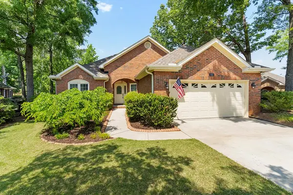 112 Luton Place North, Greenwood, SC 29649