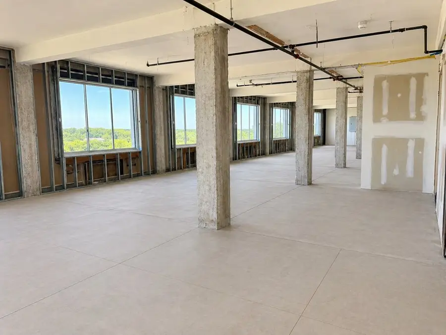327 Main St. (floors 6 Or 8), Greenwood, SC 29646 - #3