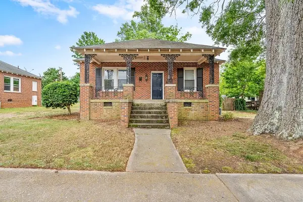 411 Abbott Ave, Greenwood, SC 29646