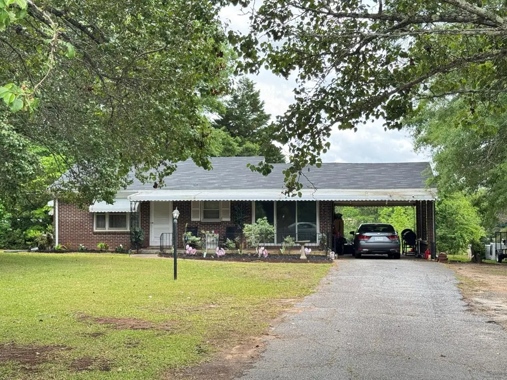 1507 Mccormick Hwy, Greenwood, SC 29646 - #1