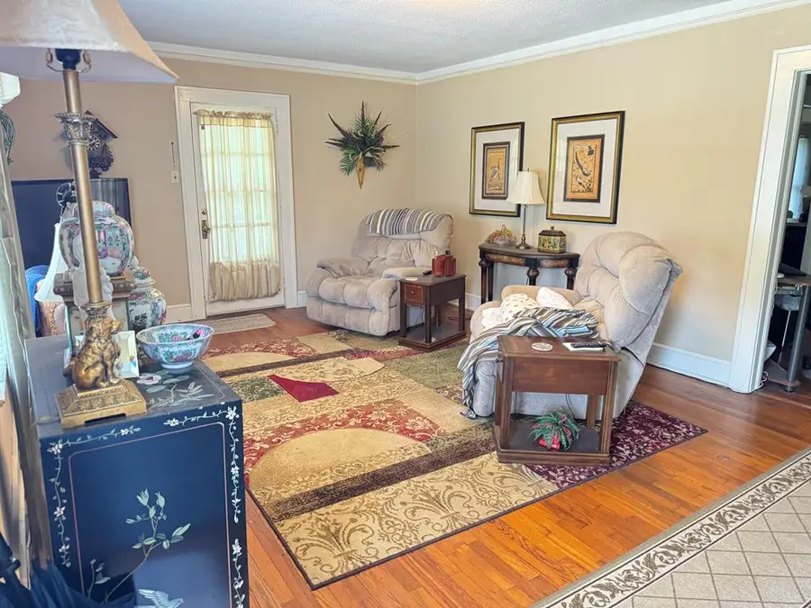 208 Summit Street, Greenwood, SC 29649 - #2