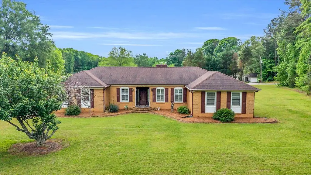 1527 Pinehaven St. Ext., Laurens, SC 29360 - #1