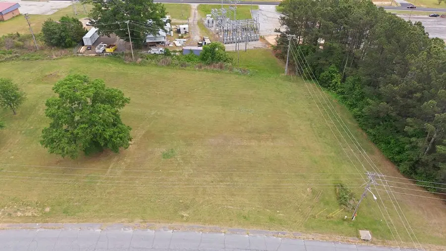 1509 Spring St., Greenwood, SC 29646 - #3