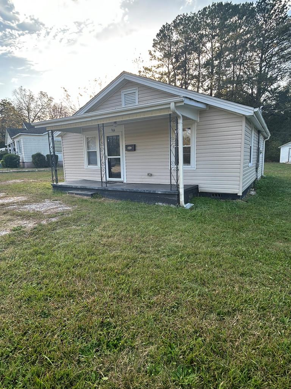 104 Hunter St., Abbeville, SC 29620