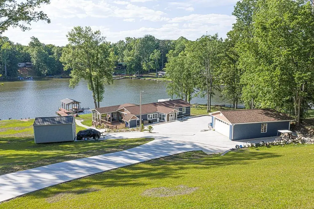 96 E Stagecoach Rd, Cross Hill, SC 29384 - #1