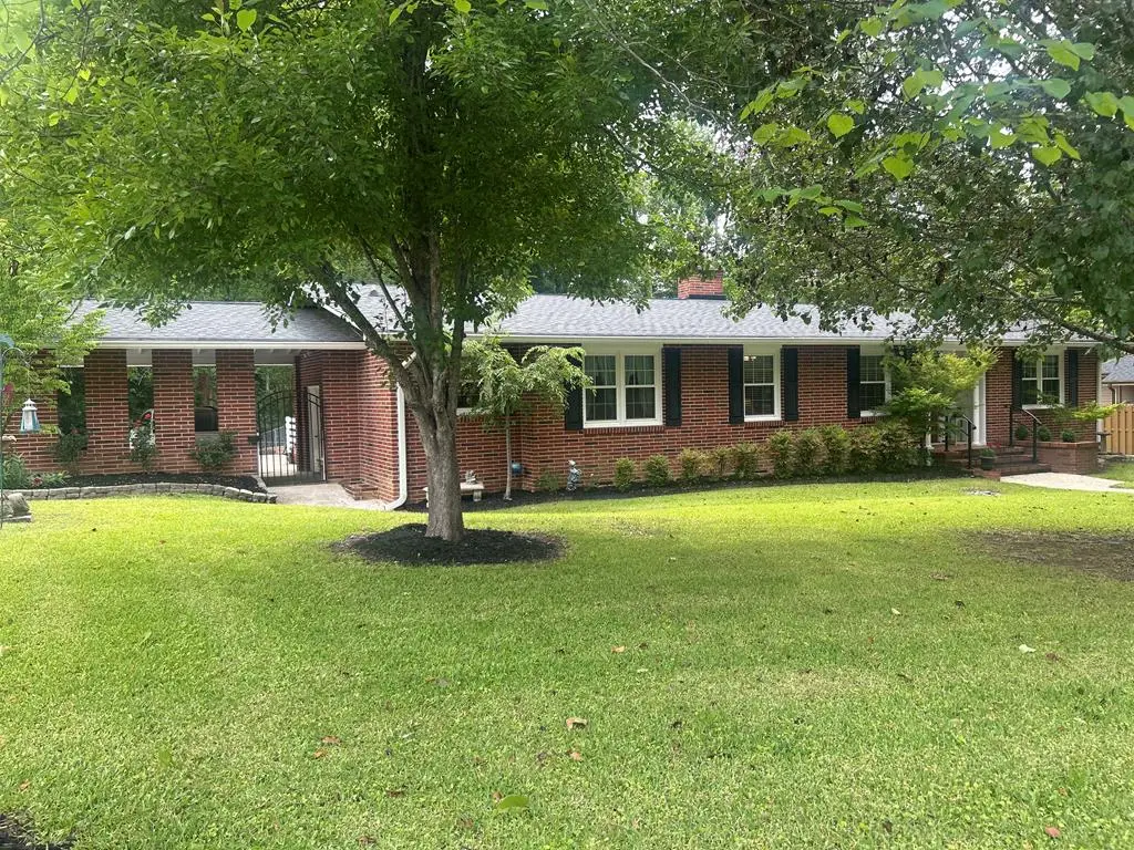 118 Ridgewood Circle, Greenwood, SC 29649 - #1