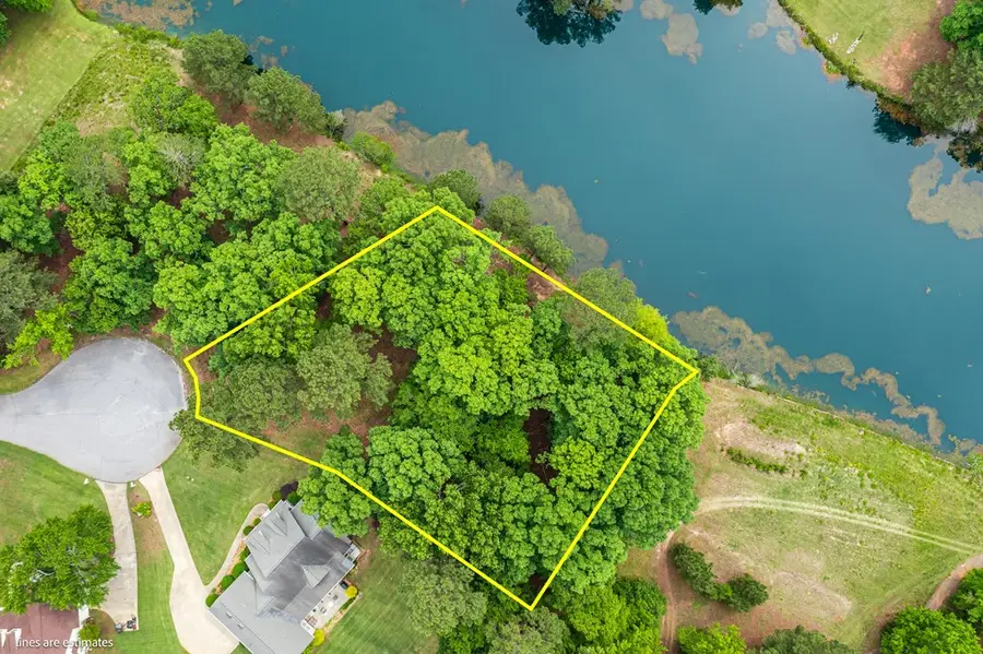 109 Firethorn Rd, Greenwood, SC 29649 - #2
