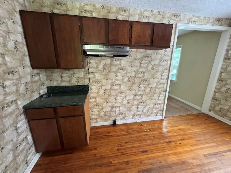 103 Furman Avenue, Greenwood, SC 29646 - #3
