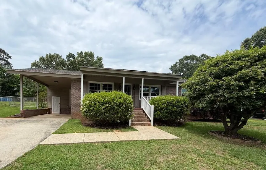 328 Pinehurst Drive, Greenwood, SC 29646 - #2