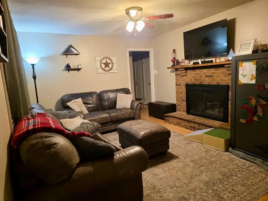 202 Prince St, Abbeville, SC 29620 - #2