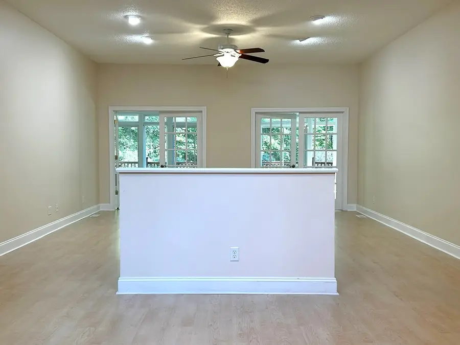 208 Pucketts Pt Rd, Greenwood, SC 29649 - #3