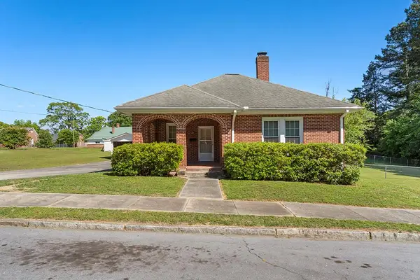 505 Saco Ave, Greenwood, SC 29646