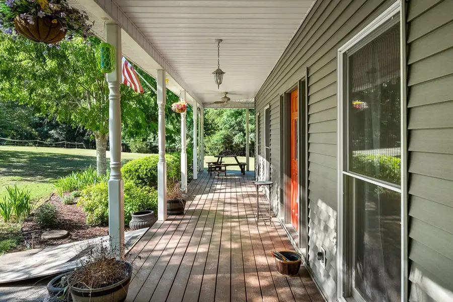 225 Faith Ln., Abbeville, SC 29620 - #2