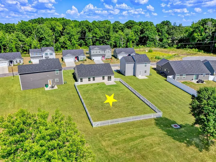 220 Highland Station Dr, Clinton, SC 29325 - #3
