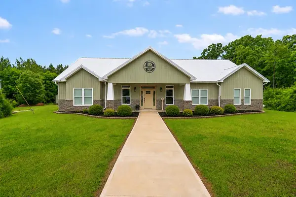 889 Murdock Rd., Due West, SC 29639