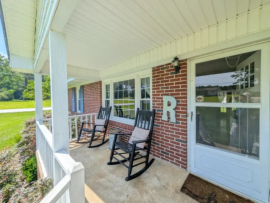 2212 Cambridge Ave E, Greenwood, SC 29646 - #3