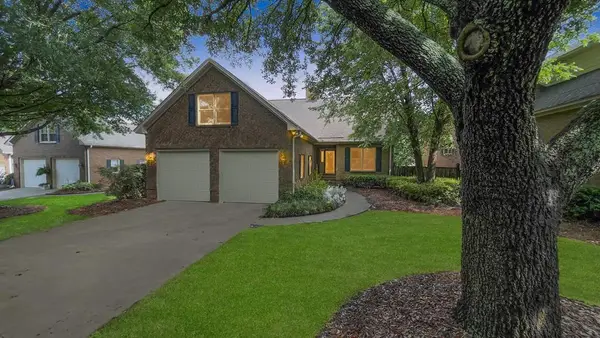 114 Fairway Court, Greenwood, SC 29646