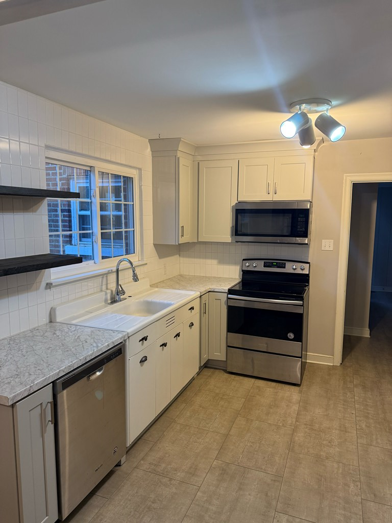 416(418) Cothran Ave, Greenwood, SC 29649 - #3