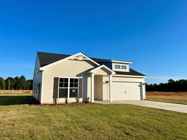 216 Burberry Cir, Greenwood, SC 29646