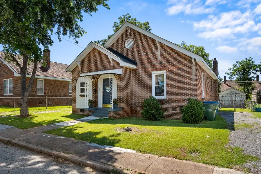 405 Piedmont Ave, Greenwood, SC 29646 - #2